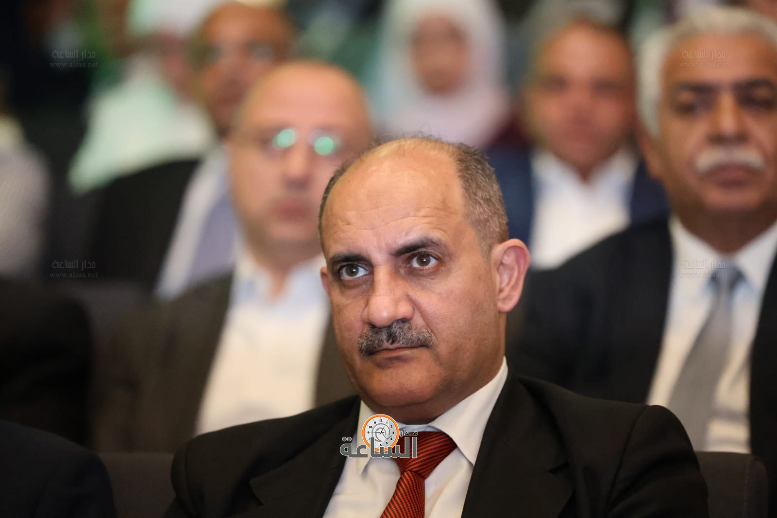 Madar Al-Saa Images 0.7833485600875064