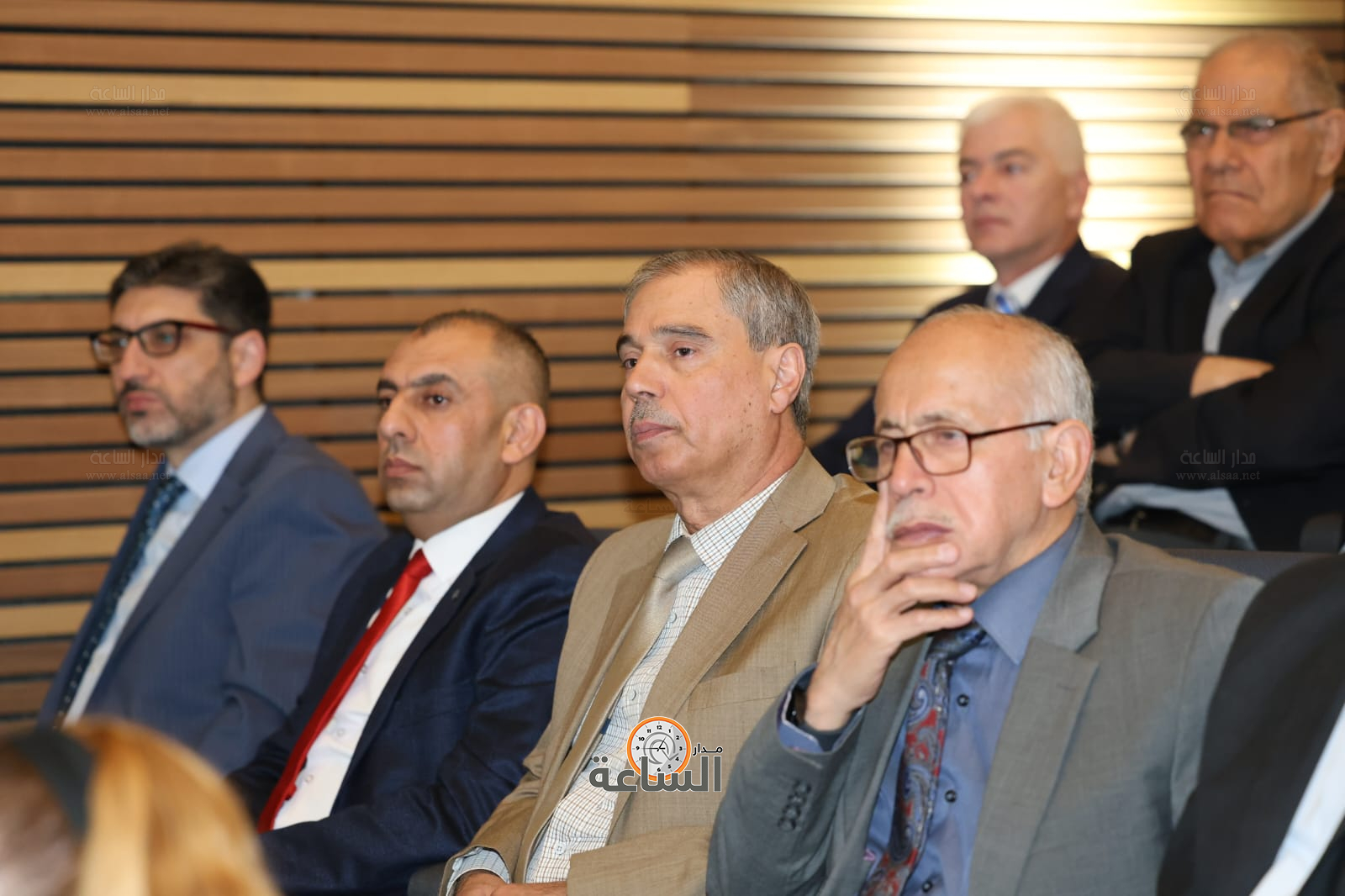 Madar Al-Saa Images 0.7380584408714386