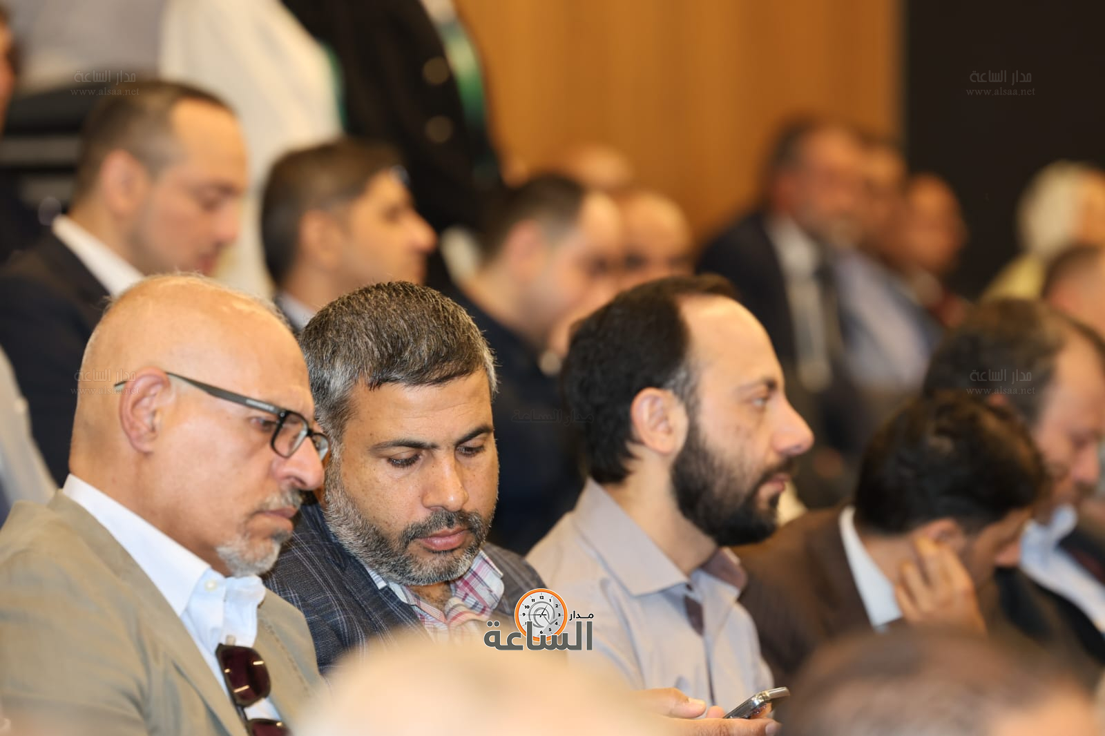 Madar Al-Saa Images 0.848728364780421