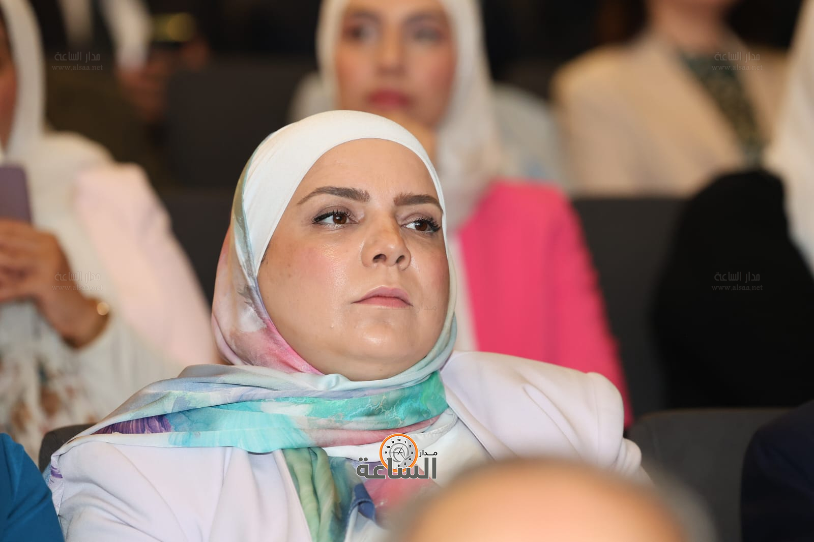 Madar Al-Saa Images 0.8620374716511222