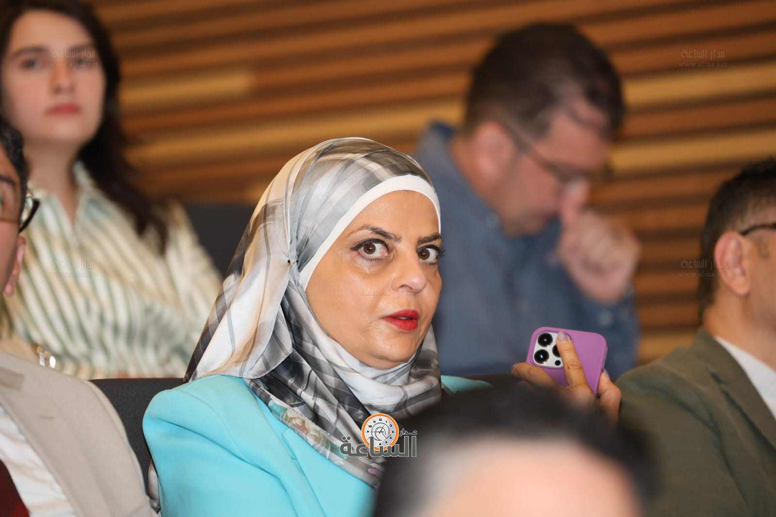 Madar Al-Saa Images 0.49432328883821874