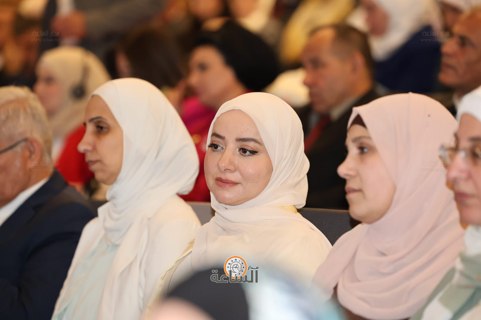 Madar Al-Saa Images 0.49908242896807276