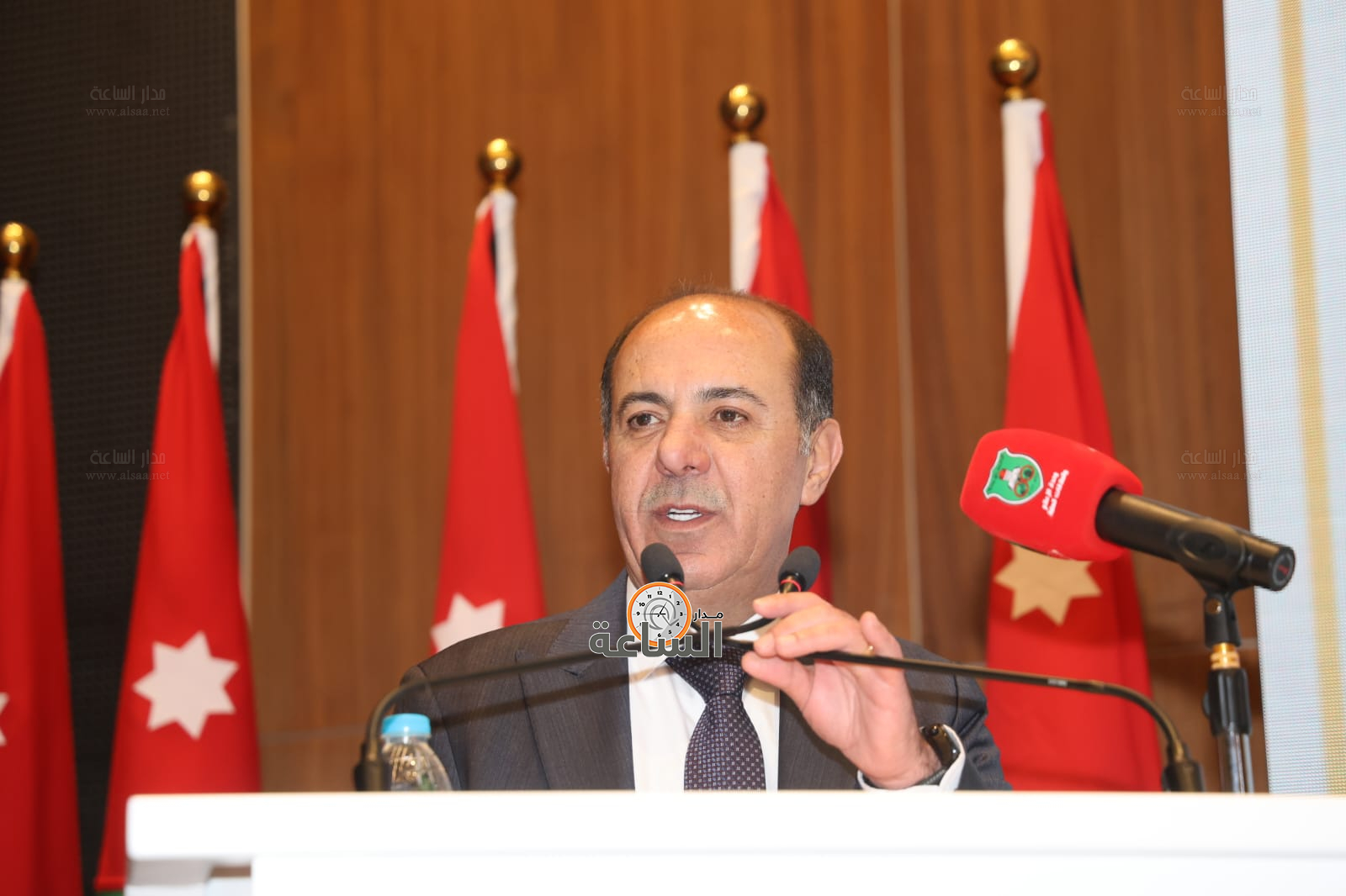 Madar Al-Saa Images 0.39650126453868983