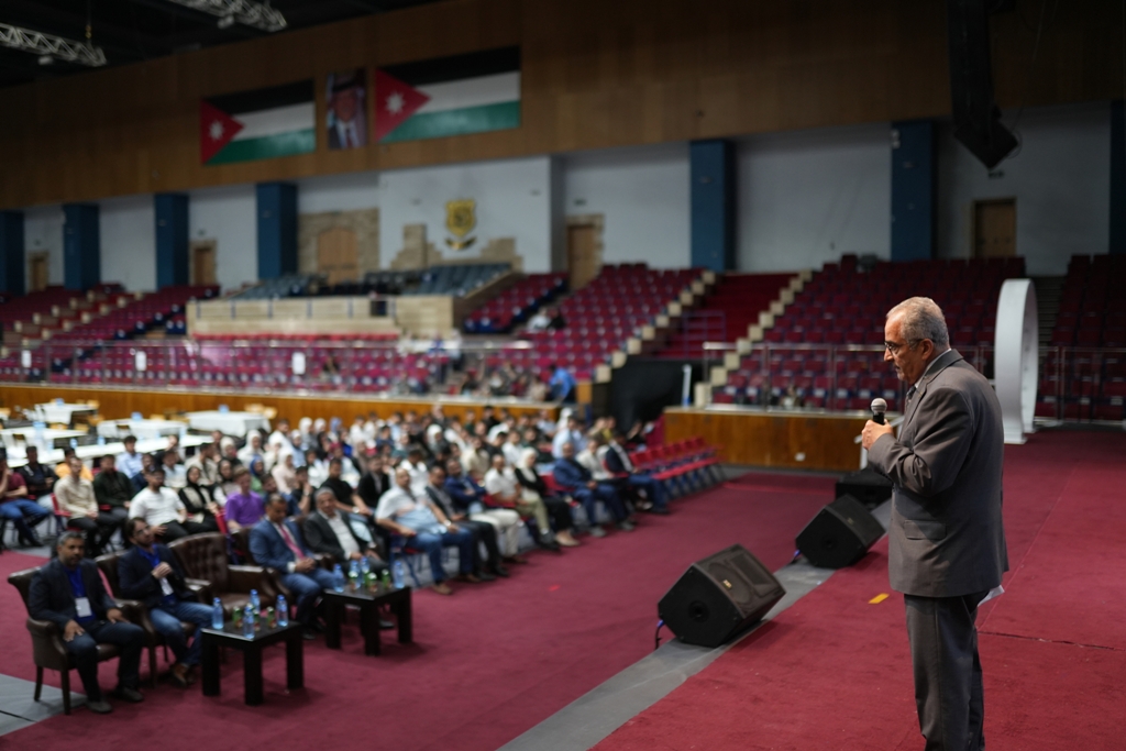 Madar Al-Saa Images 0.7801349882045534