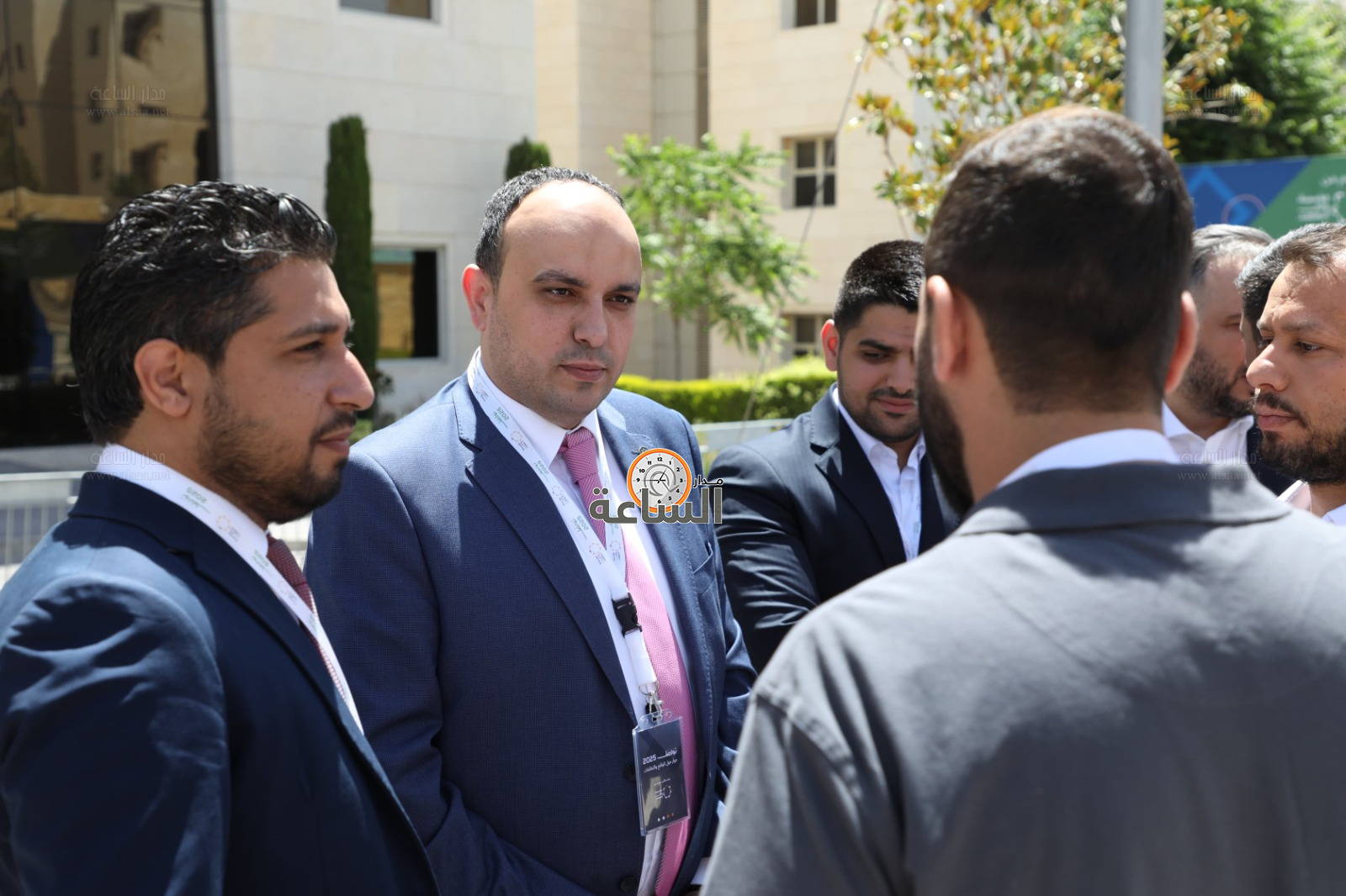 Madar Al-Saa Images 0.4969786647300437