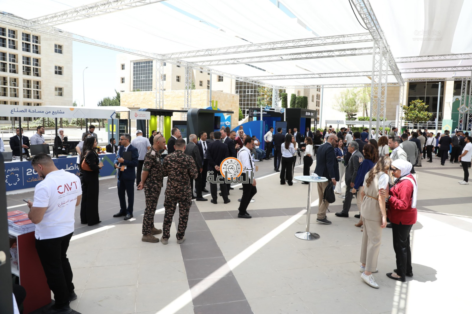 Madar Al-Saa Images 0.9552804116498224