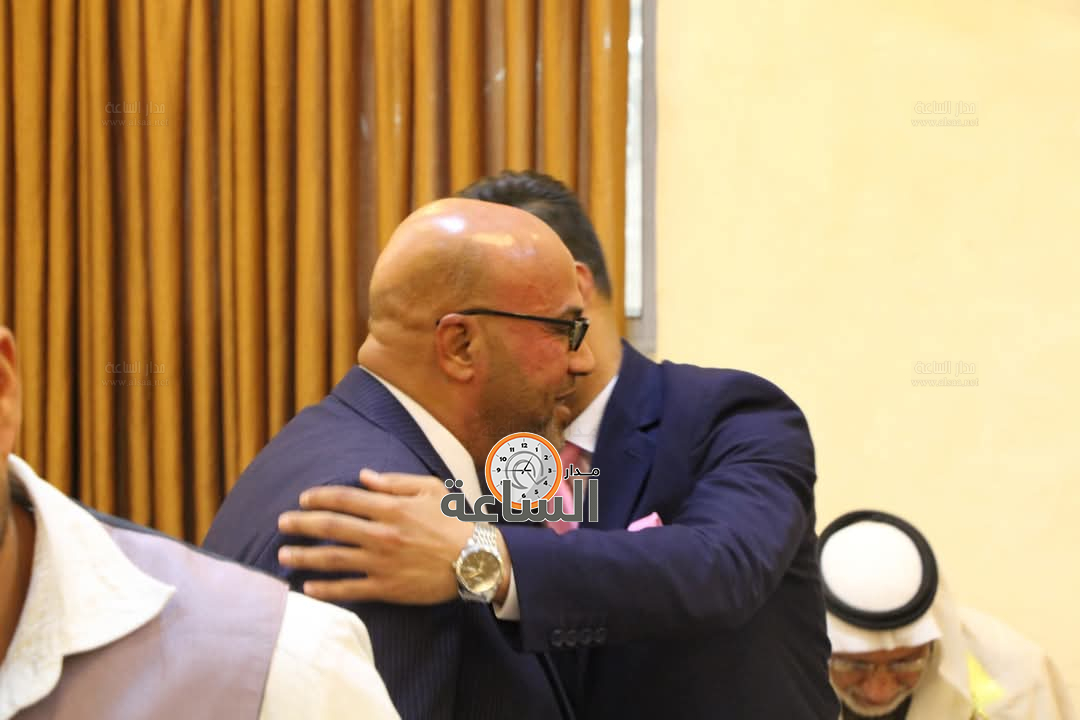 Madar Al-Saa Images 0.9539059638434687