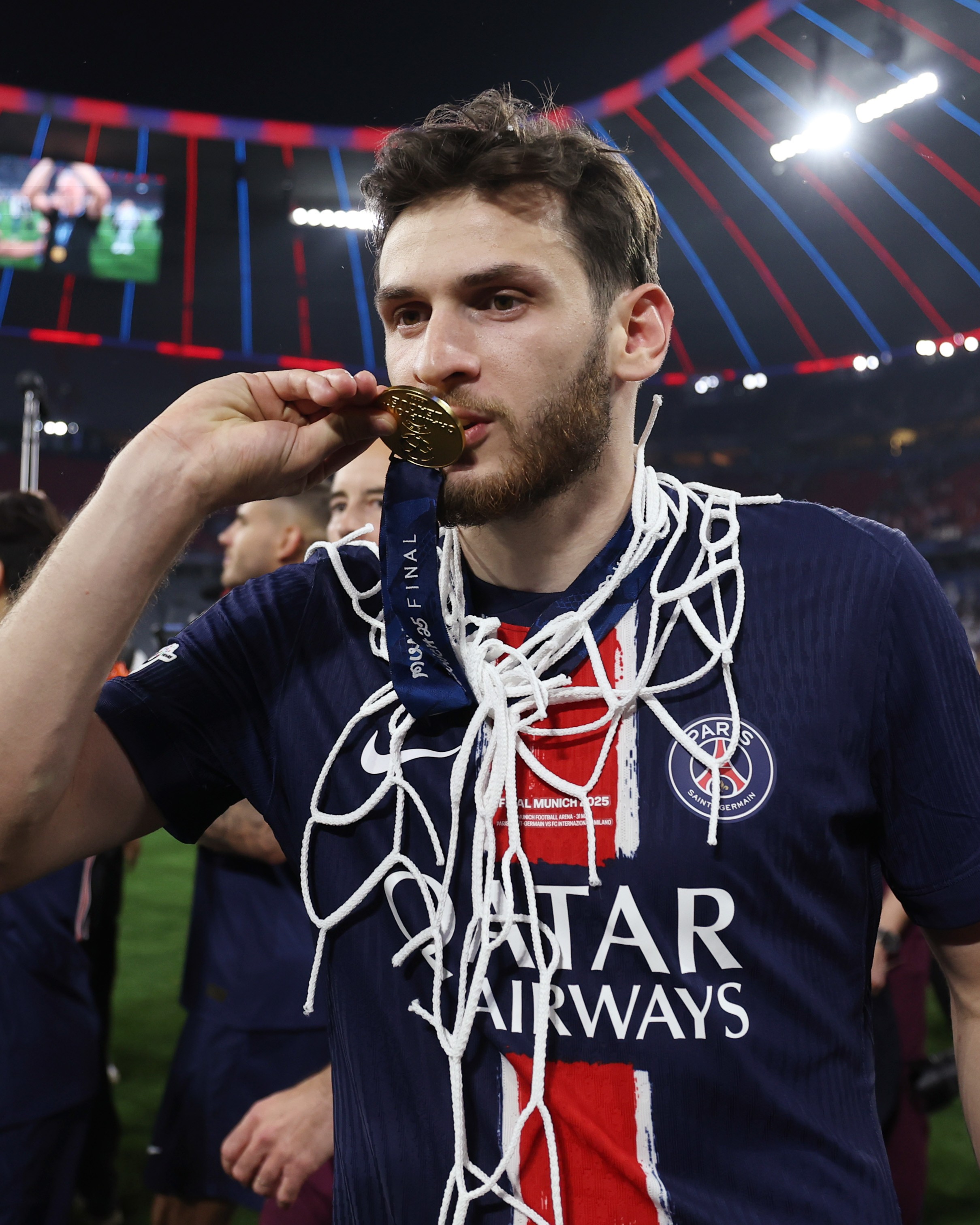 Madar Al-Saa Images 0.980514651725629