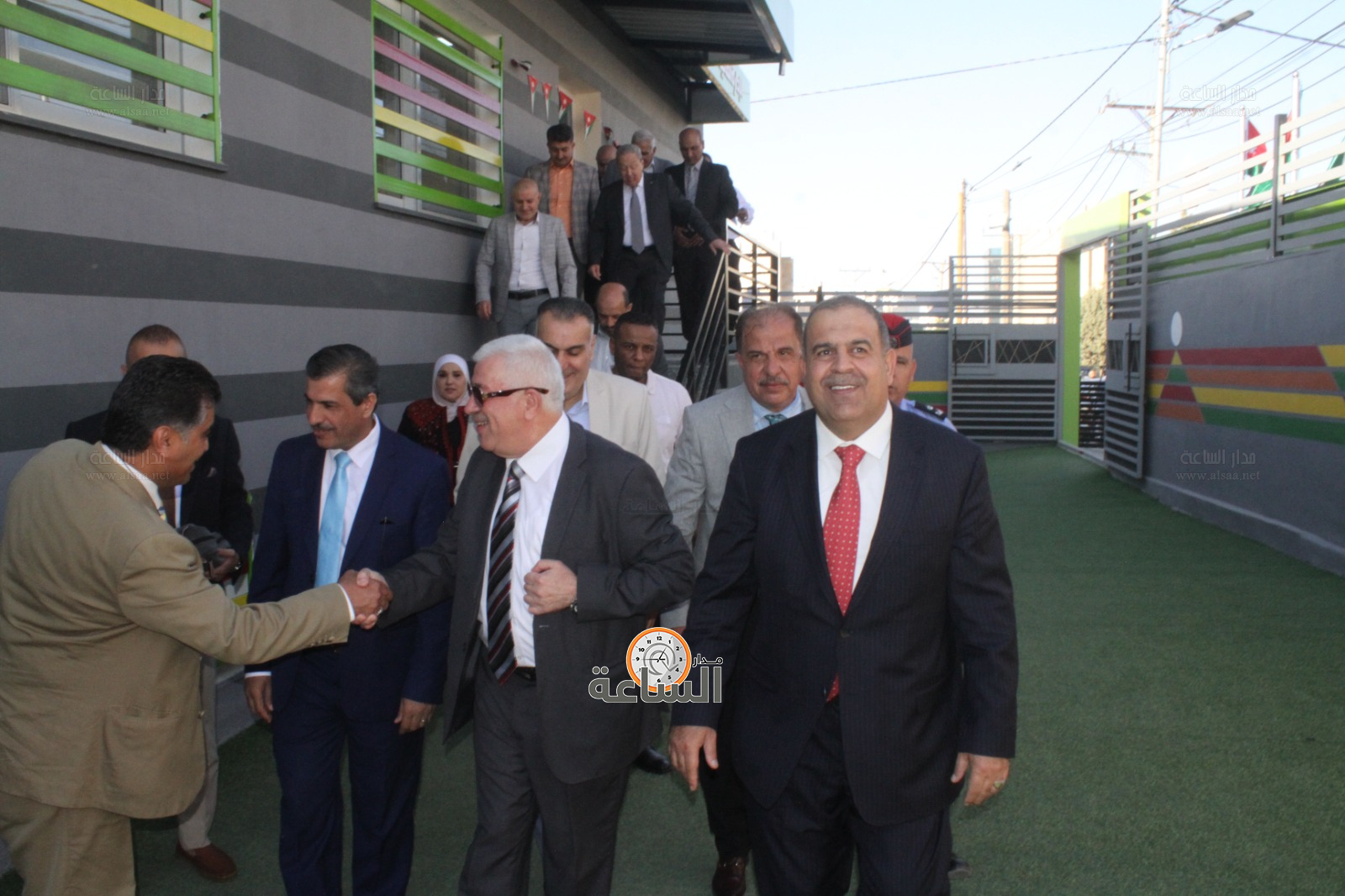 Madar Al-Saa Images 0.5384555425485207