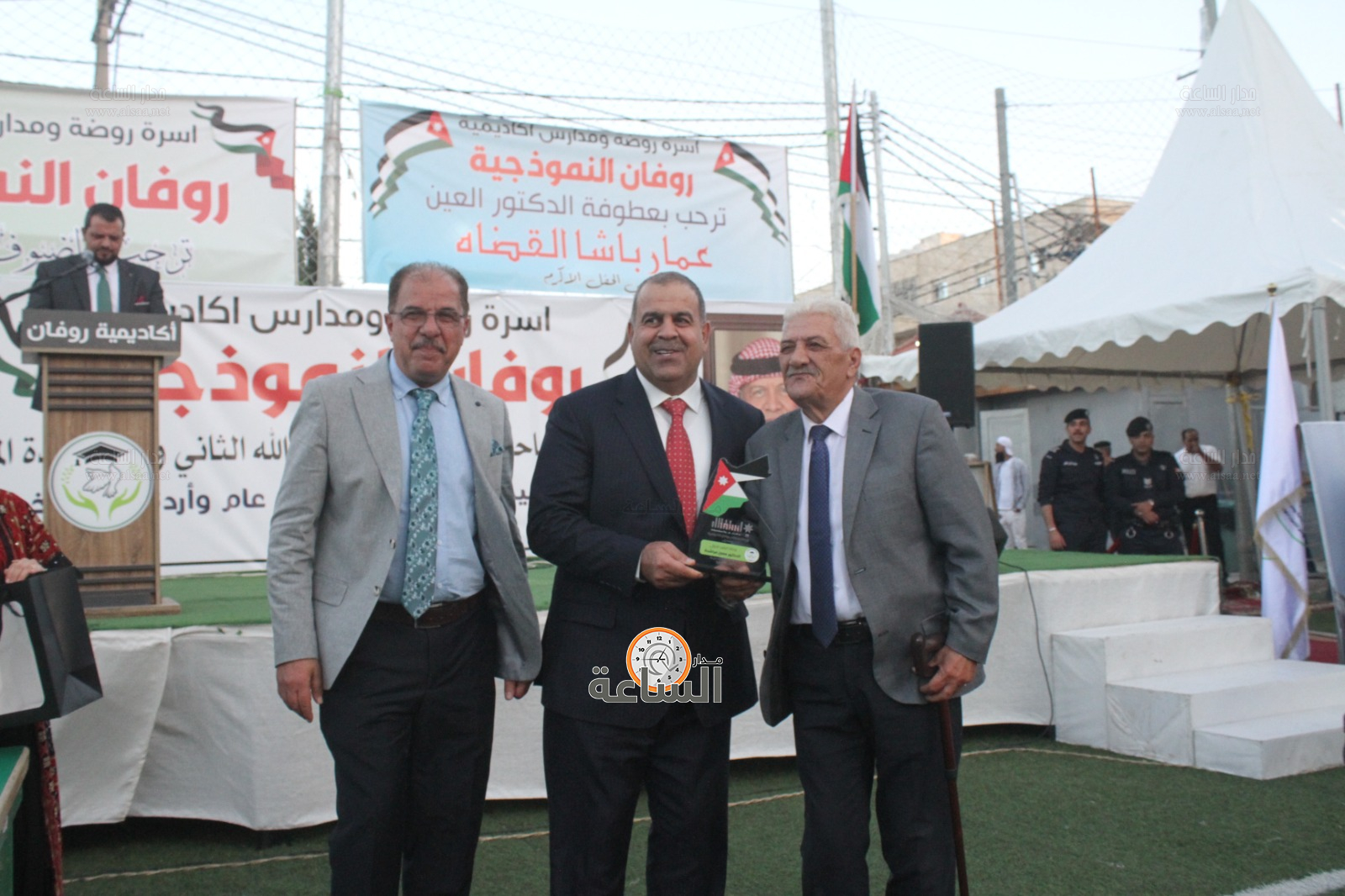 Madar Al-Saa Images 0.0178873787921785