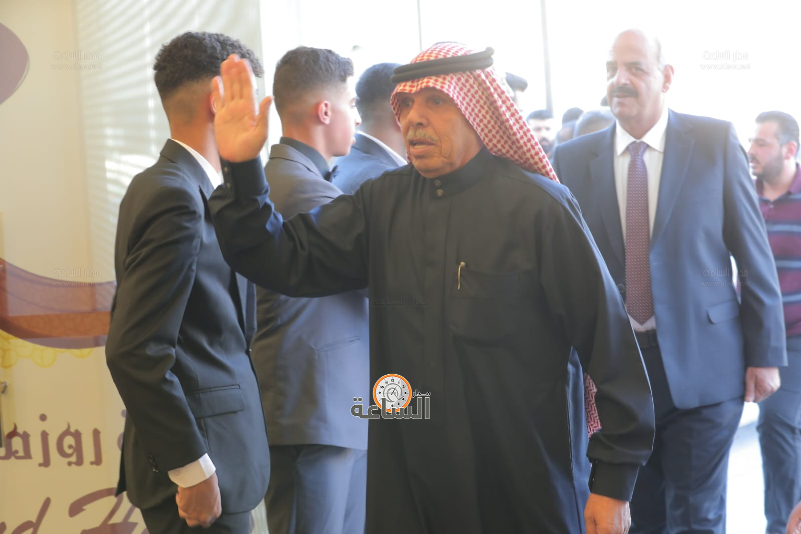 Madar Al-Saa Images 0.2499575991140357