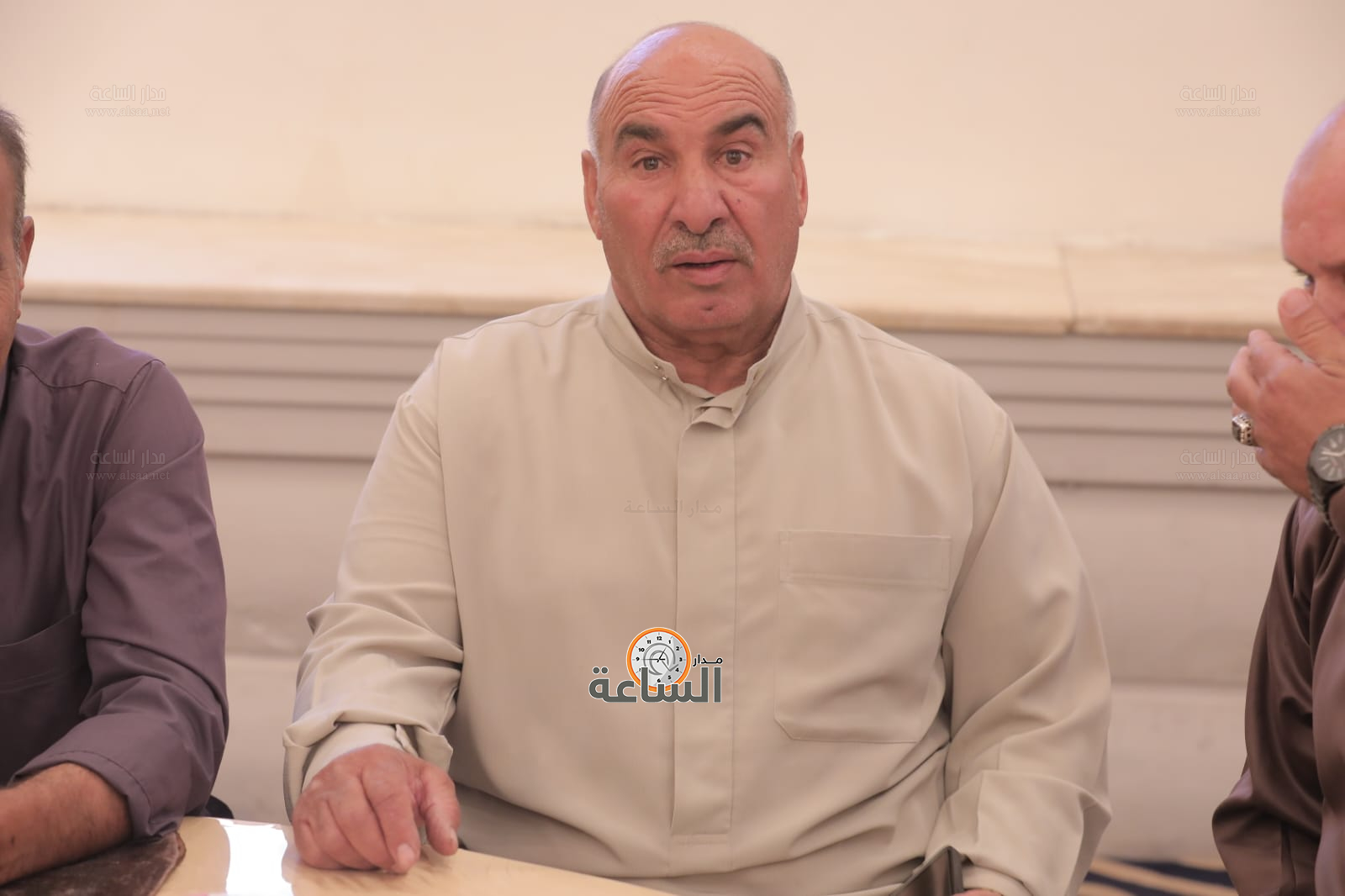 Madar Al-Saa Images 0.4824638967972751