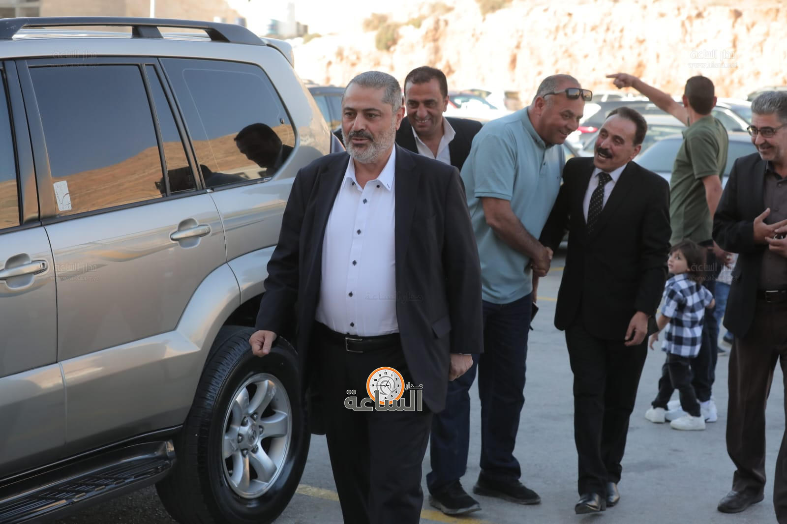 Madar Al-Saa Images 0.11475424558677505