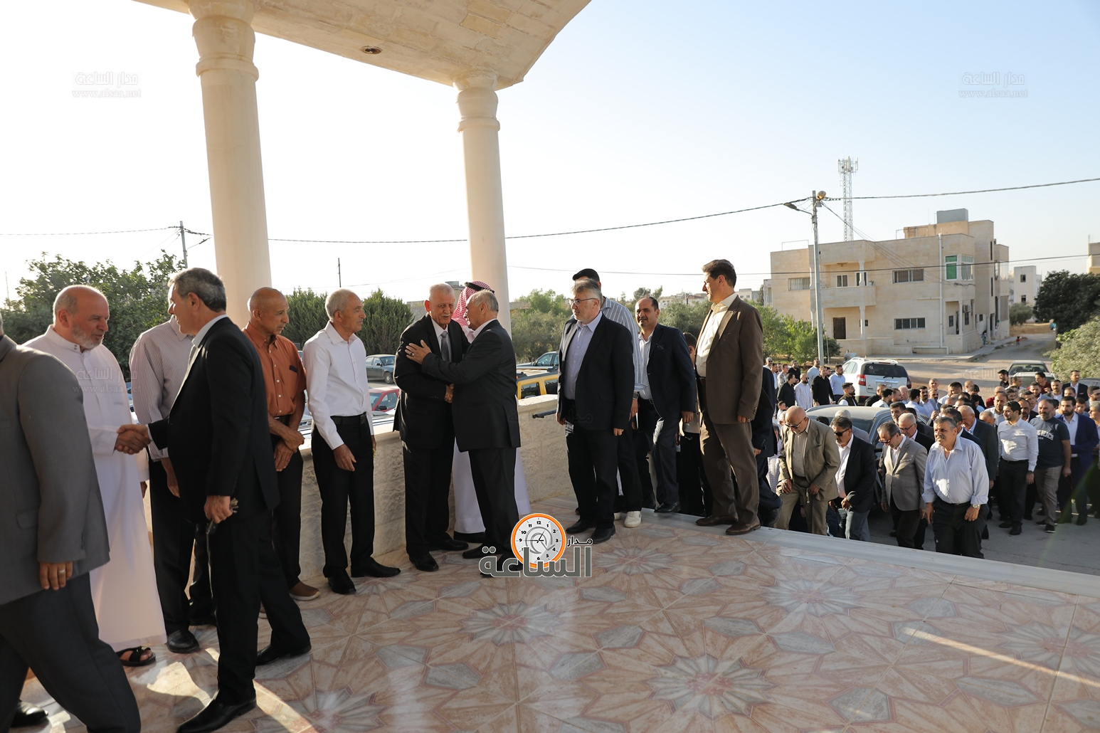 Madar Al-Saa Images 0.5712227820747343