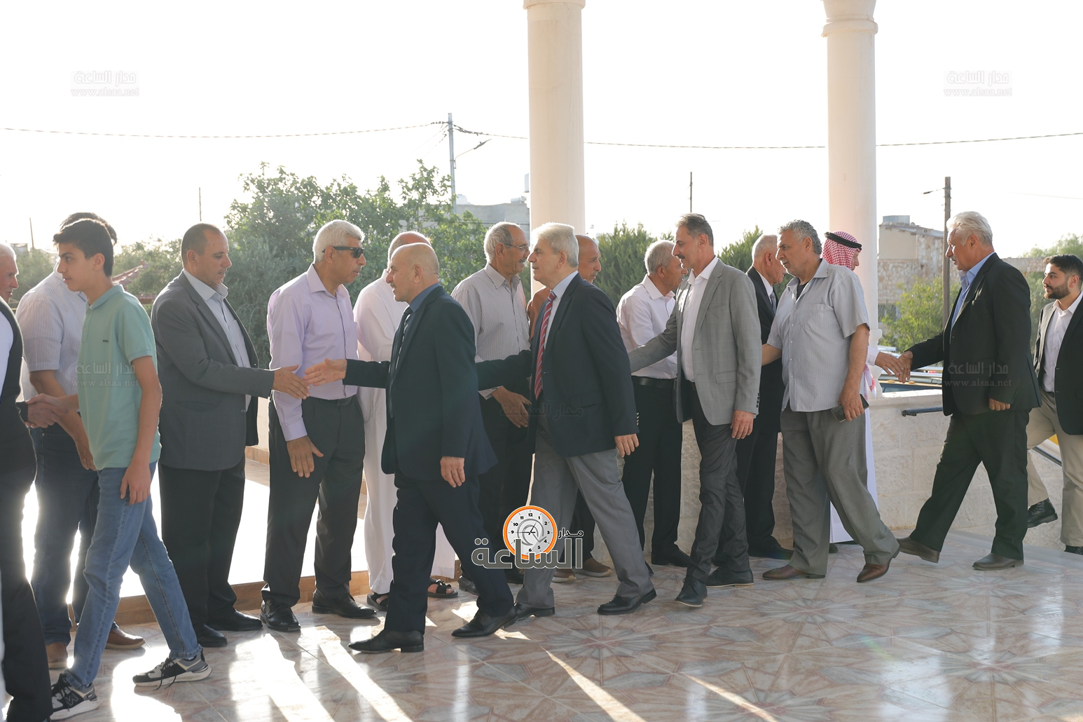 Madar Al-Saa Images 0.04994997472684981