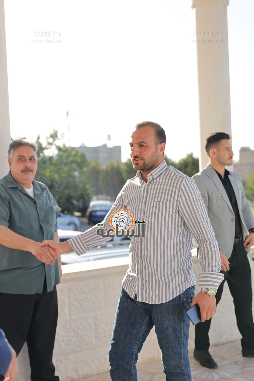 Madar Al-Saa Images 0.9182969135333261