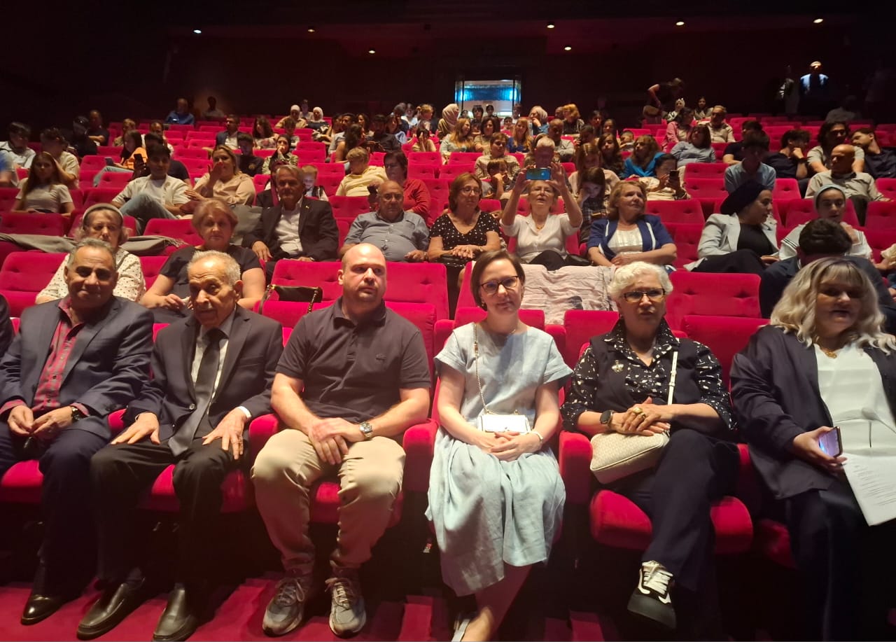 Madar Al-Saa Images 0.29135984384119684