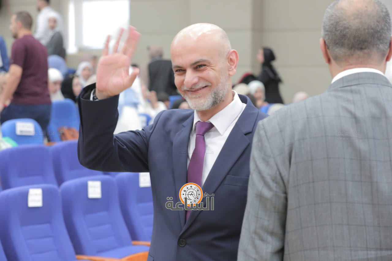 Madar Al-Saa Images 0.14191044986385193