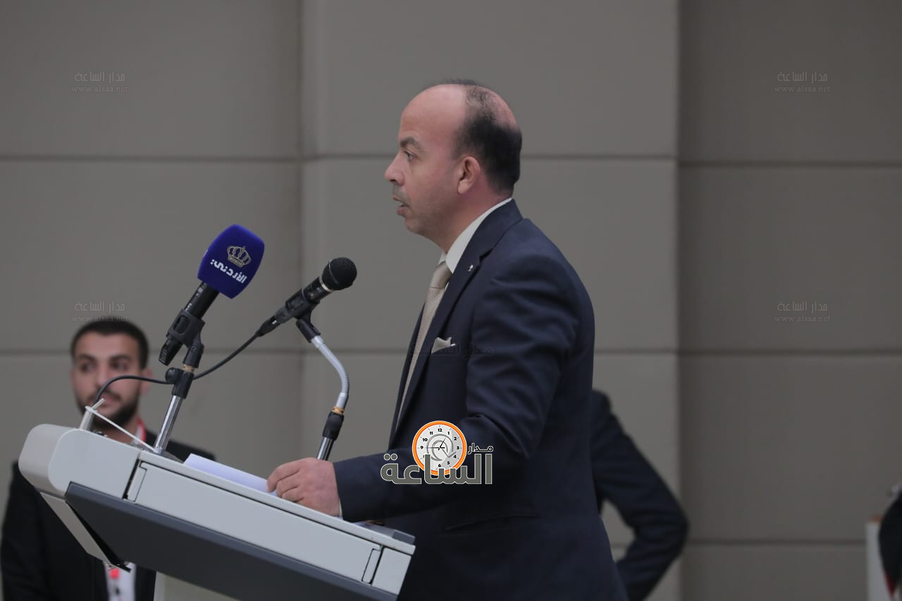 Madar Al-Saa Images 0.46060791744873575