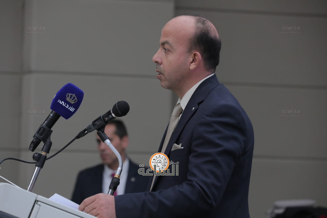 Madar Al-Saa Images 0.6285344428863915