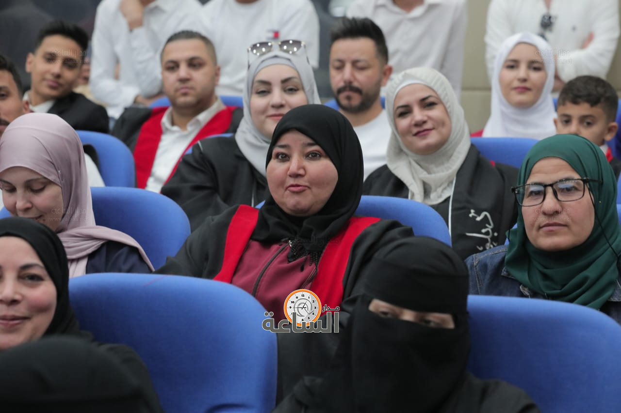 Madar Al-Saa Images 0.9196316716795185