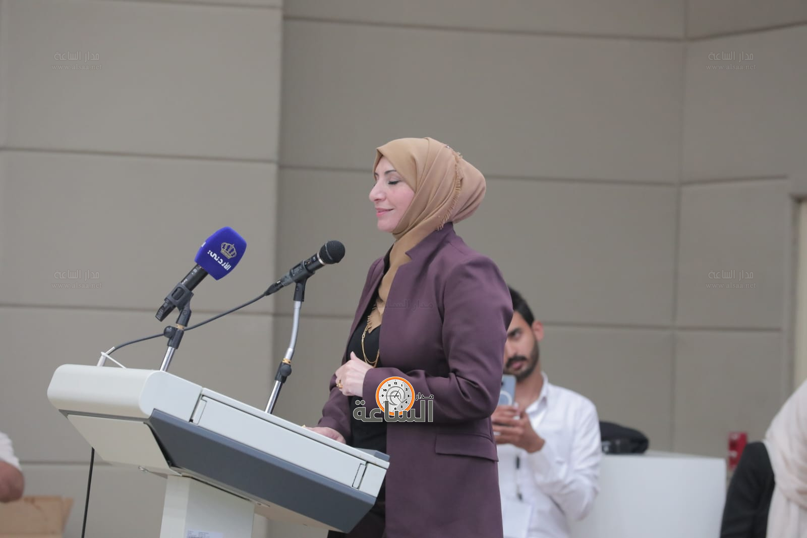 Madar Al-Saa Images 0.4263406545917936