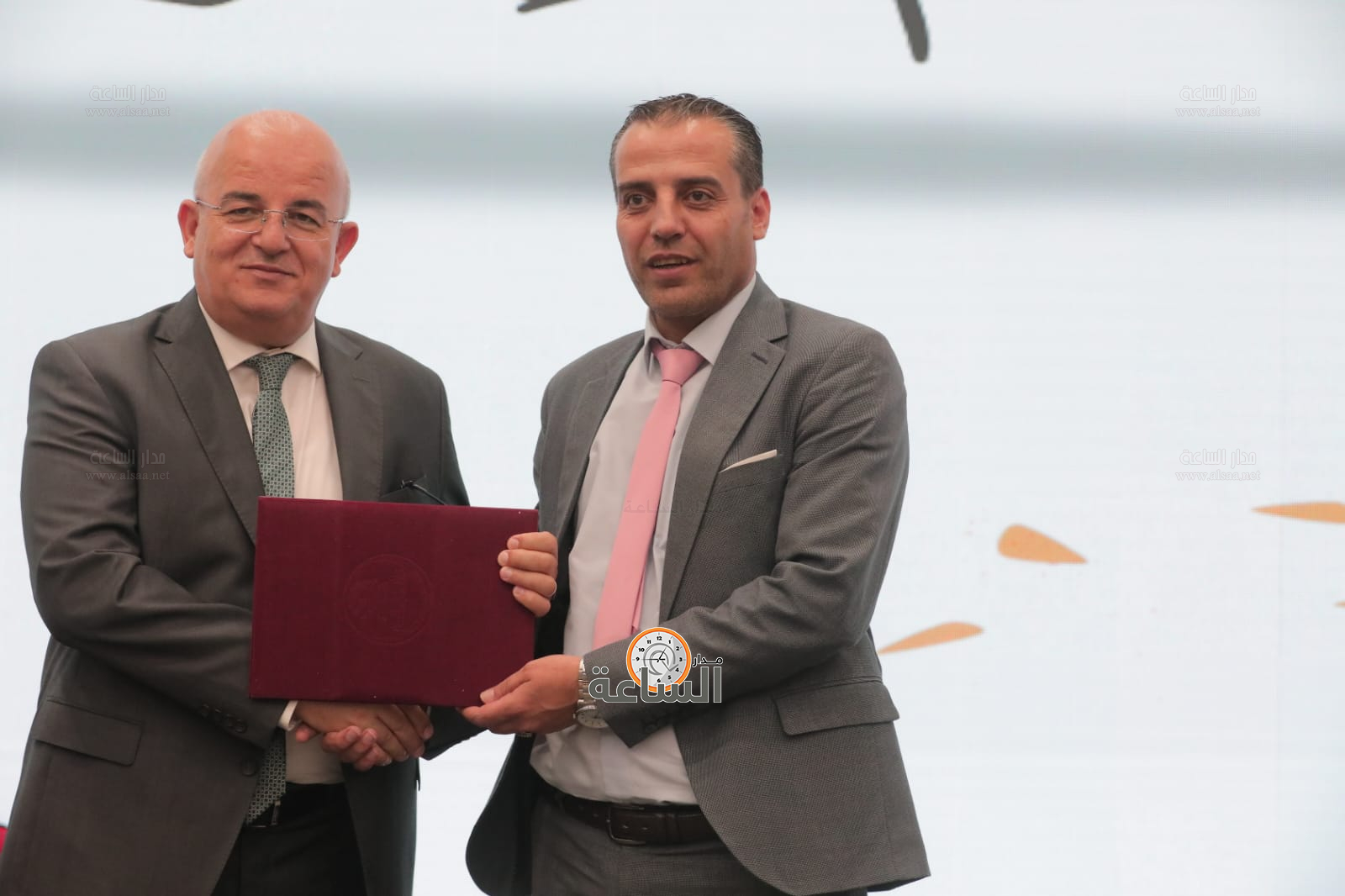 Madar Al-Saa Images 0.3070554435742523