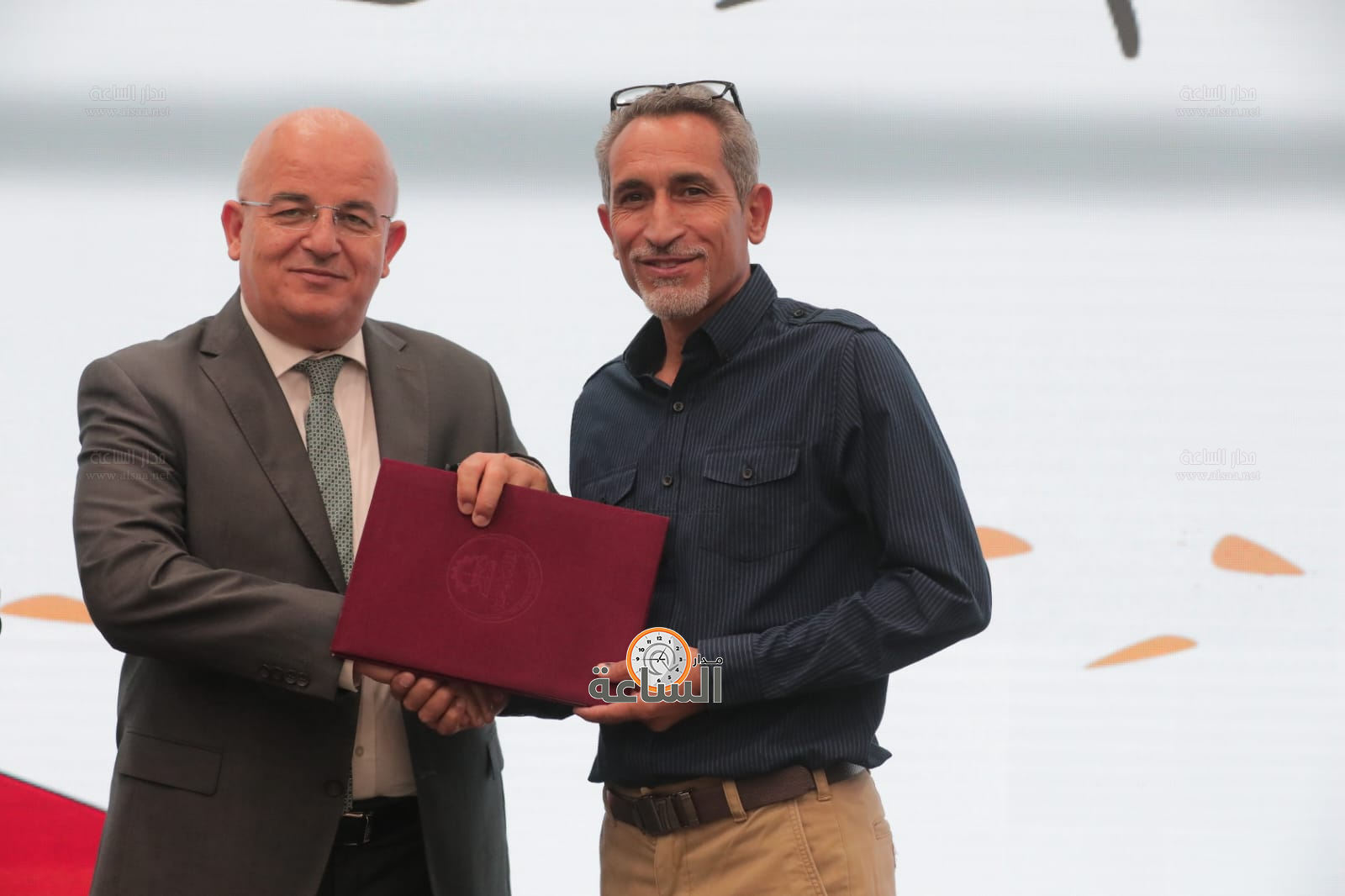 Madar Al-Saa Images 0.9722321550678249