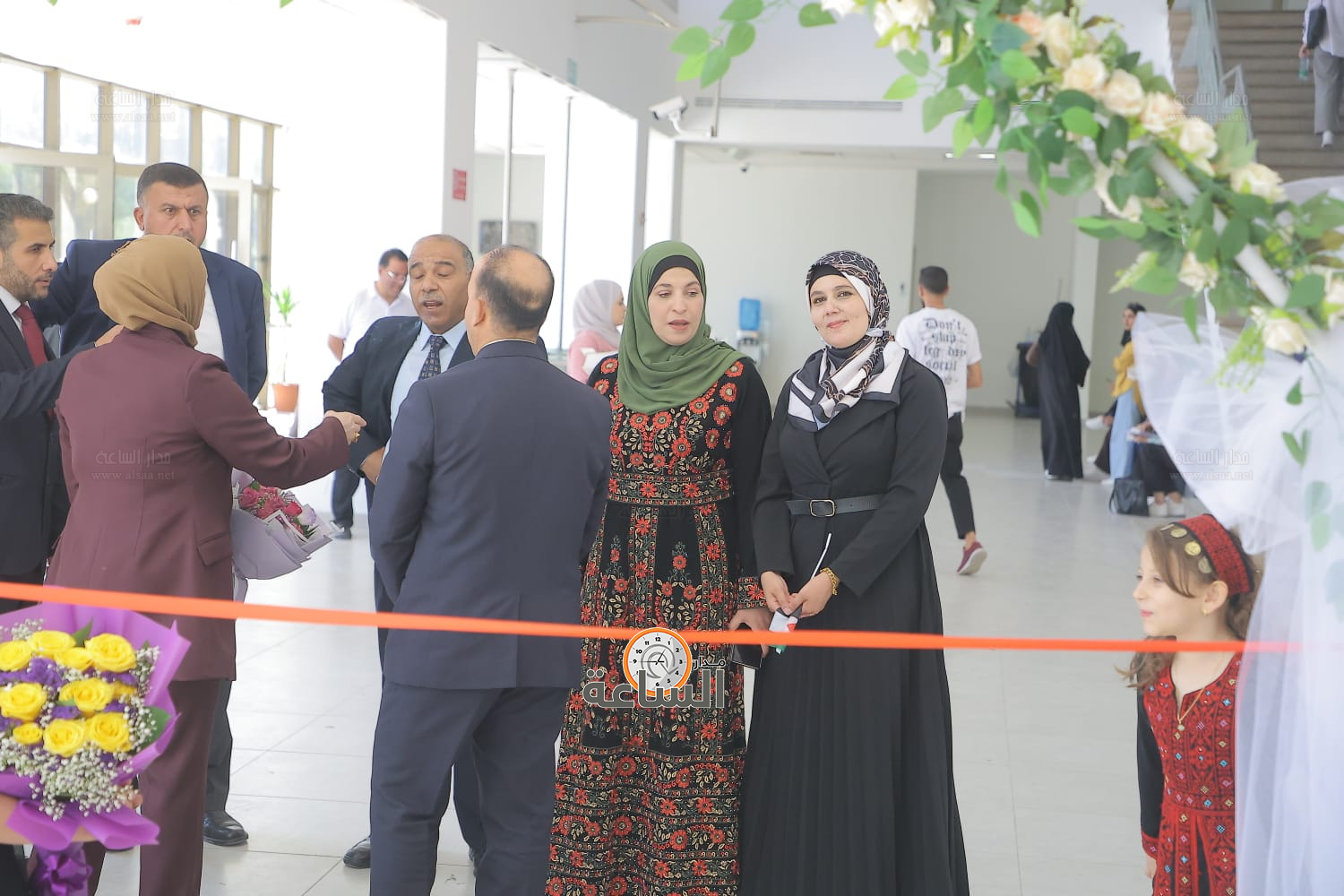 Madar Al-Saa Images 0.4003639119906215