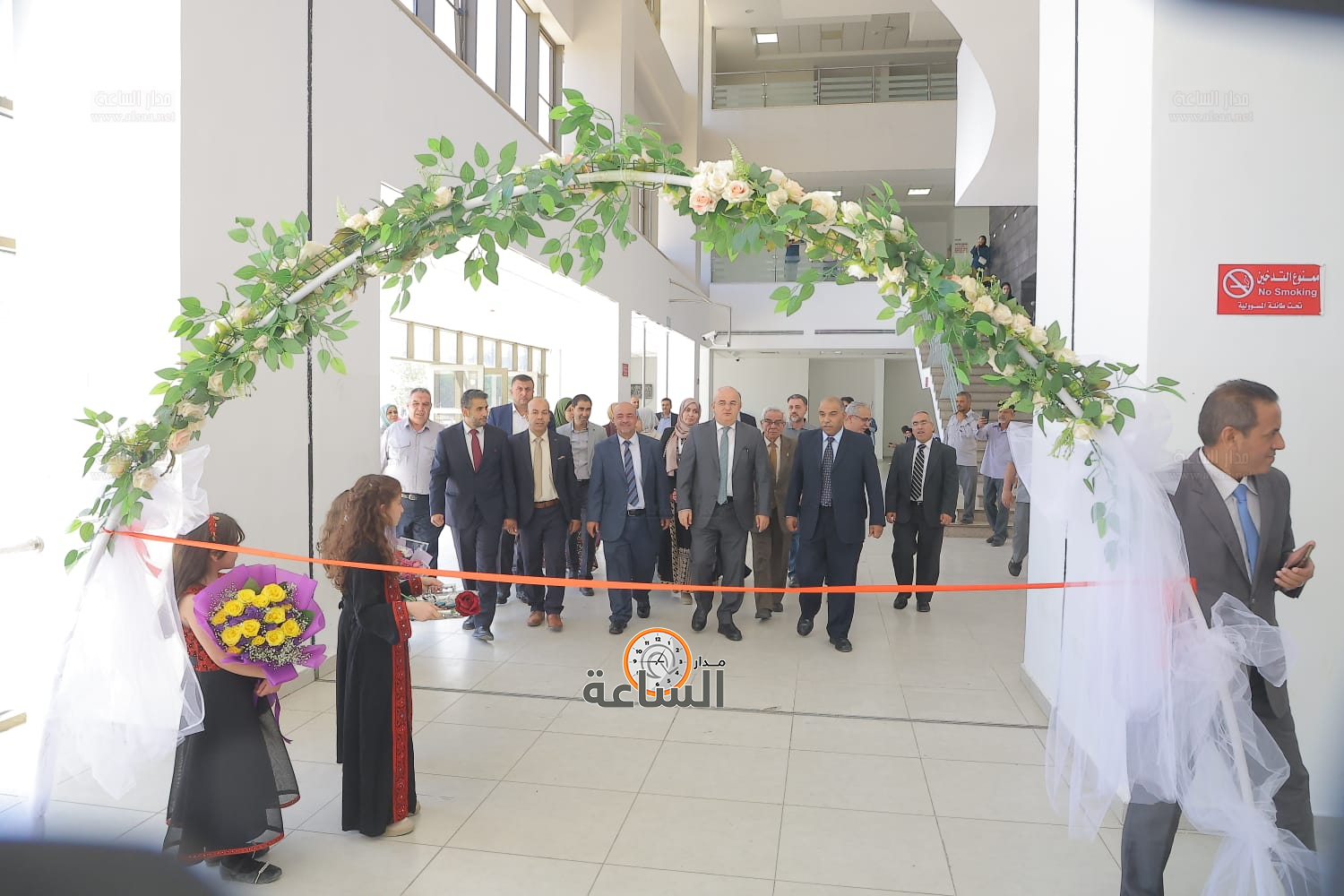 Madar Al-Saa Images 0.9622146750563687