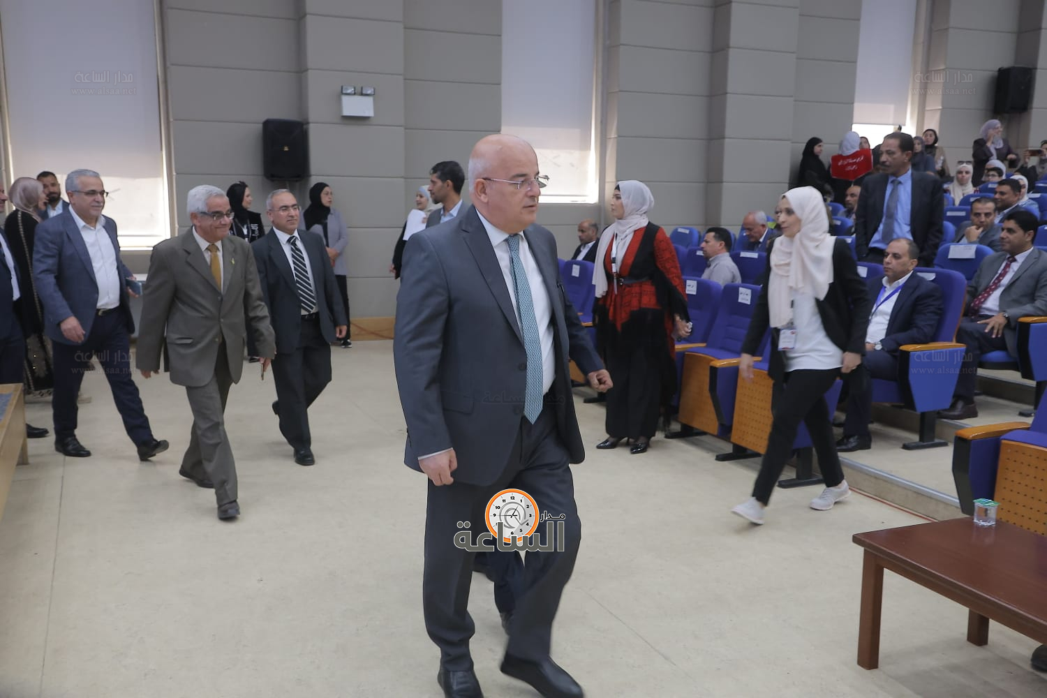 Madar Al-Saa Images 0.5178059035350722