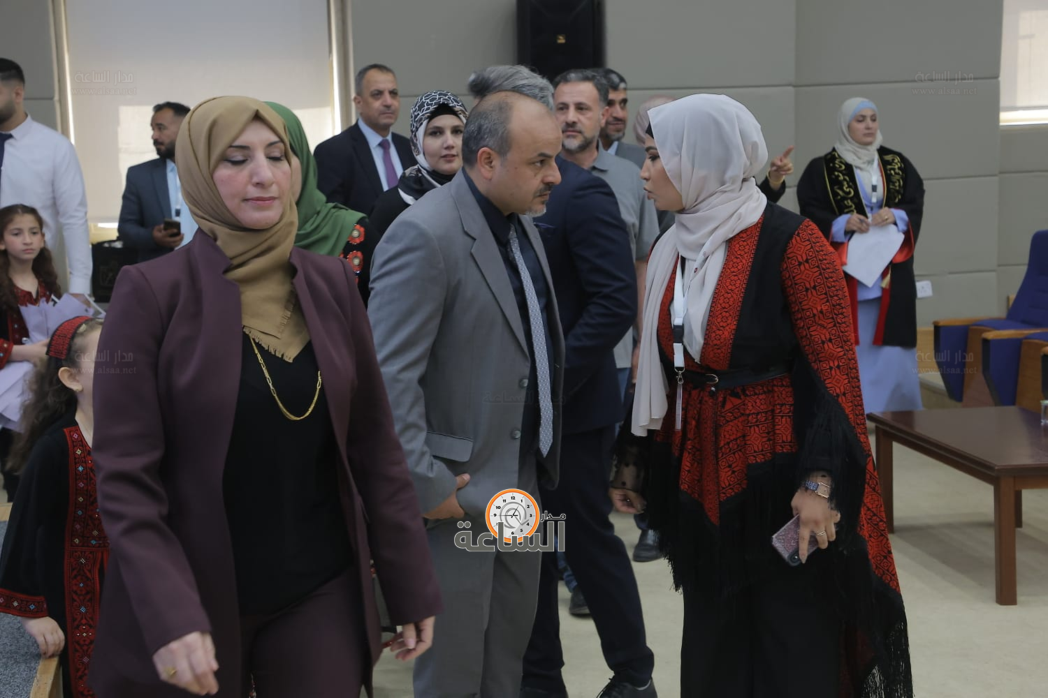 Madar Al-Saa Images 0.9132653483750467