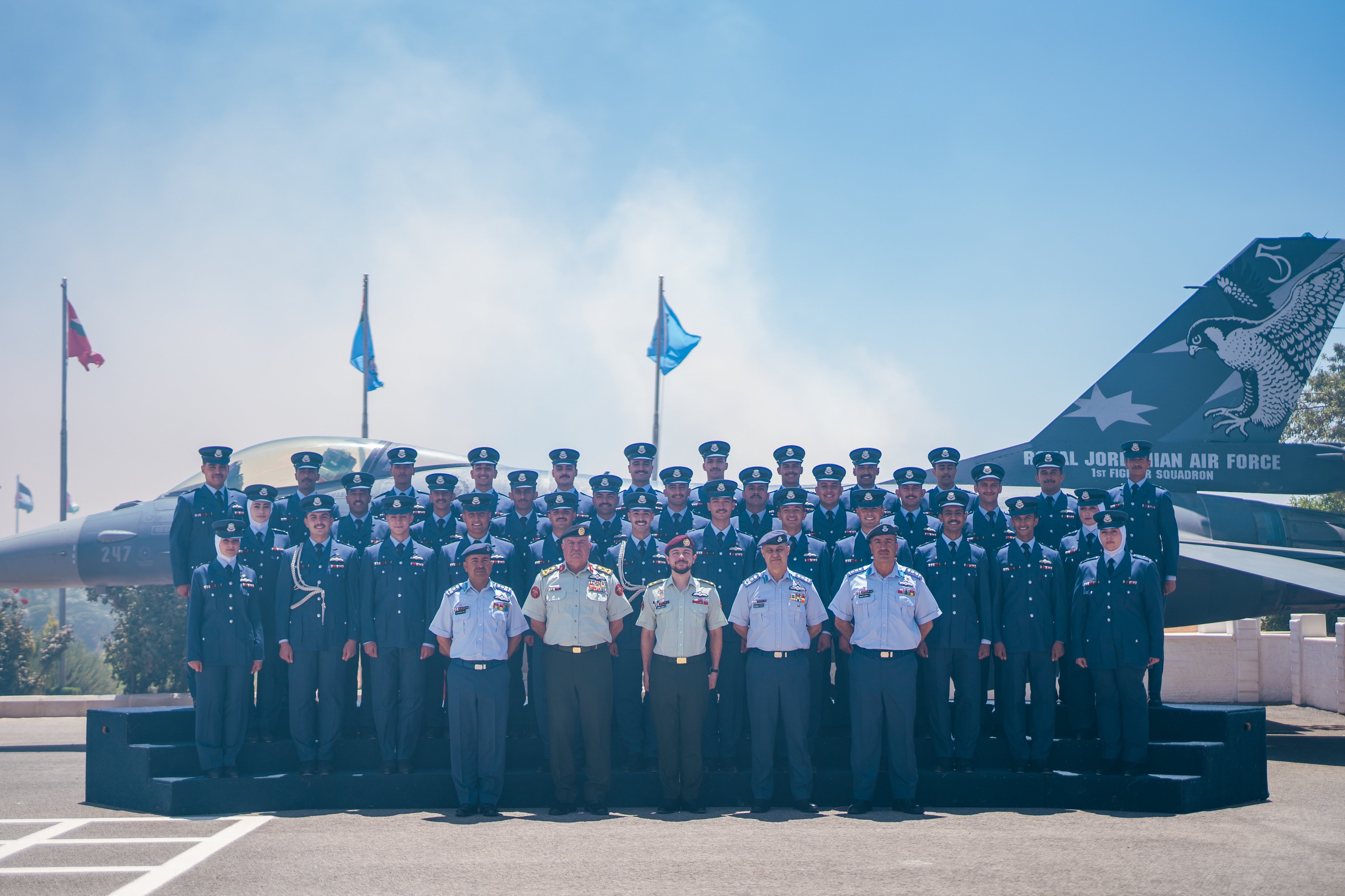 Madar Al-Saa Images 0.5135576411003656