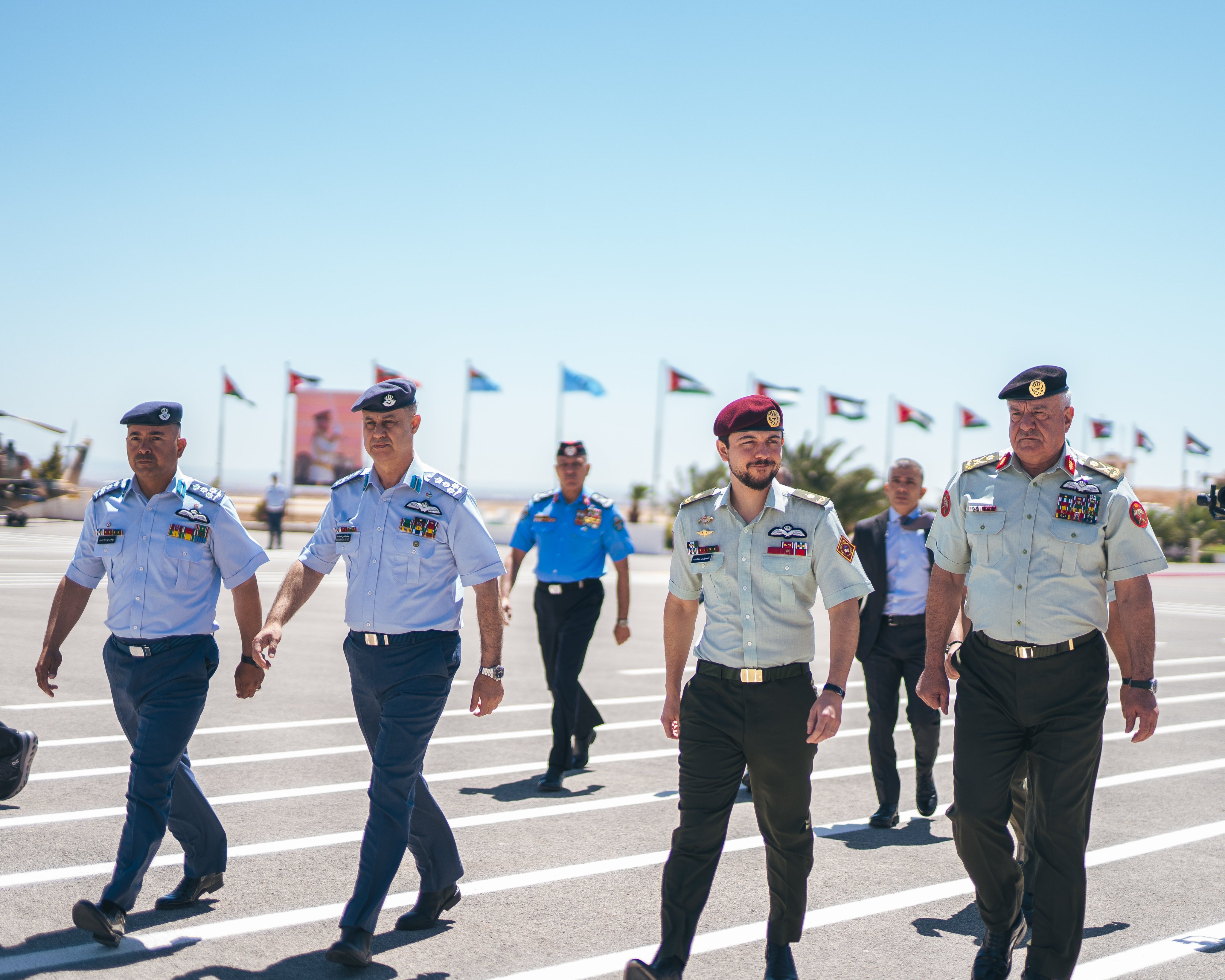 Madar Al-Saa Images 0.7345696827114614