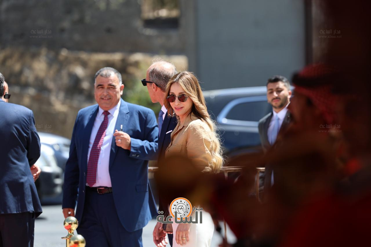 Madar Al-Saa Images 0.005177724360180602