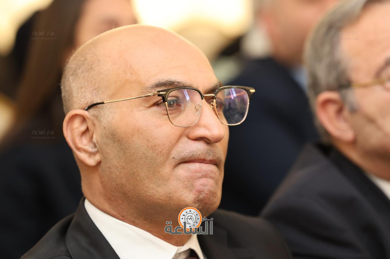 Madar Al-Saa Images 0.643126492971686