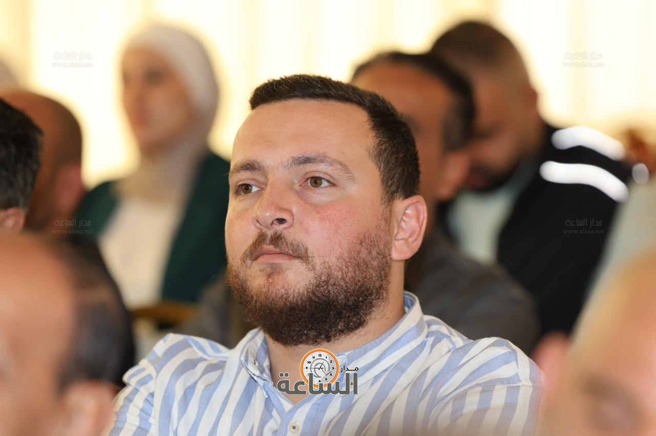 Madar Al-Saa Images 0.42121872866382293