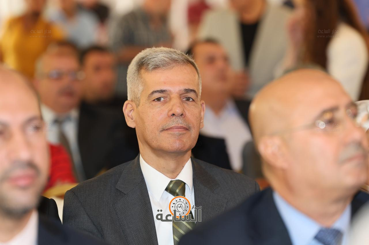 Madar Al-Saa Images 0.13673919386116762