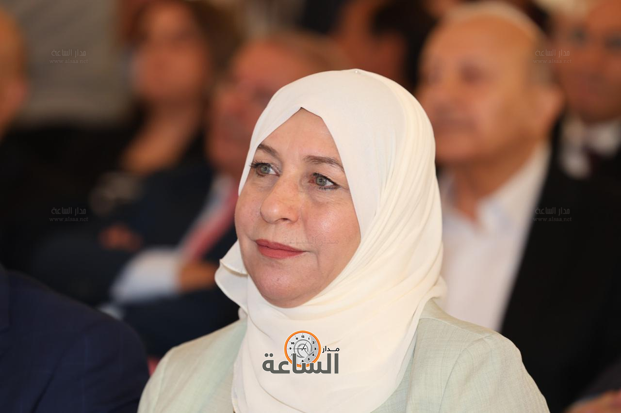 Madar Al-Saa Images 0.498341779898289