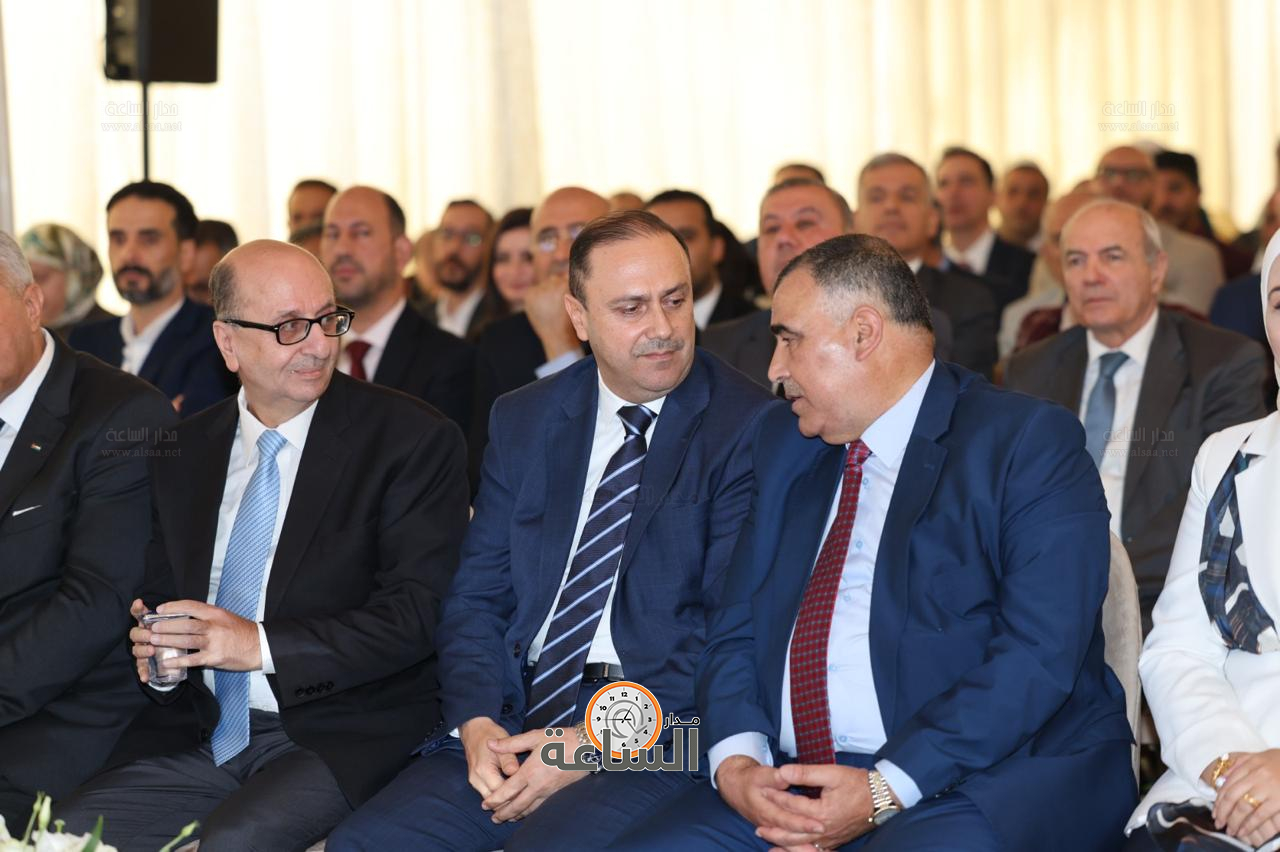 Madar Al-Saa Images 0.10074646087796801