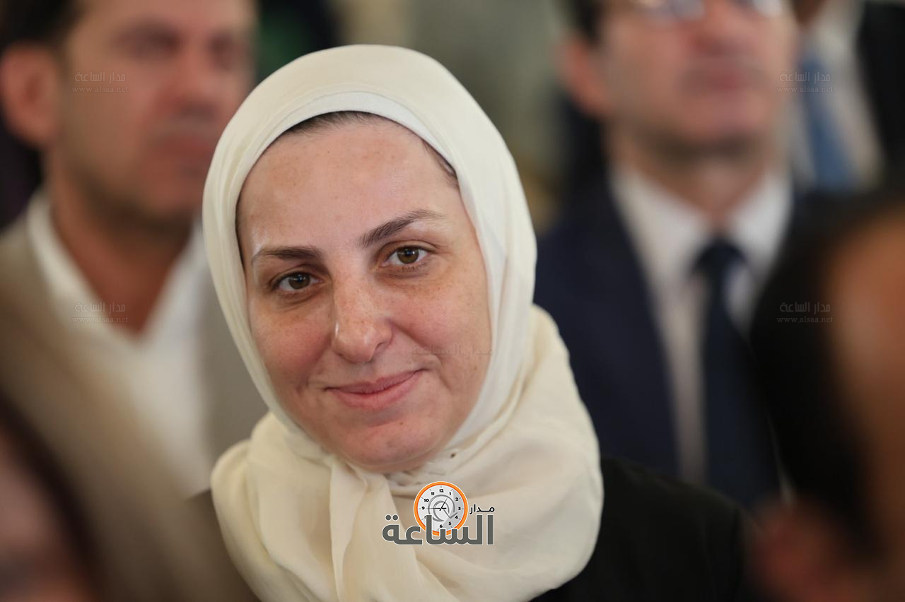 Madar Al-Saa Images 0.8807941413864071