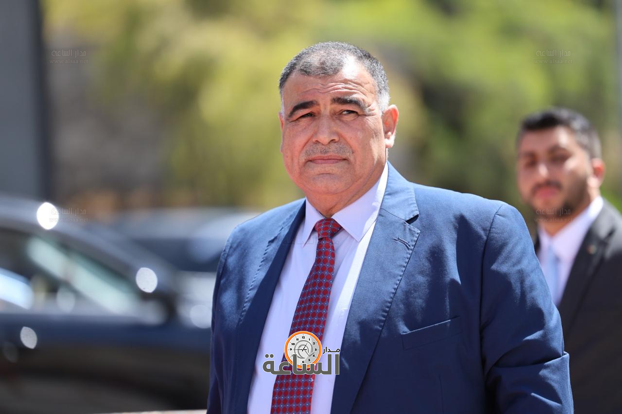 Madar Al-Saa Images 0.9266724458405114