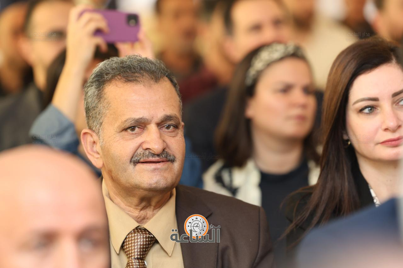 Madar Al-Saa Images 0.21034736571625678