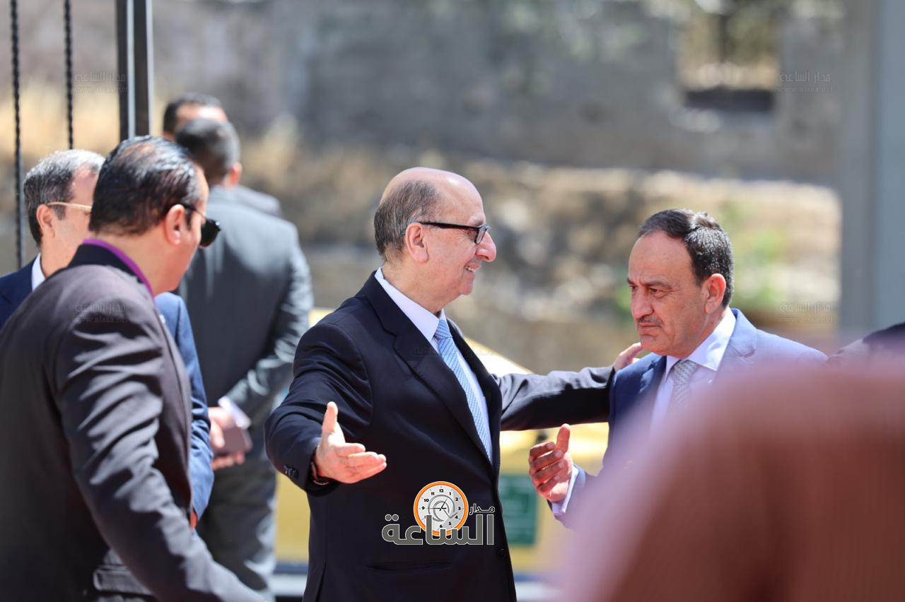 Madar Al-Saa Images 0.4797975930936009