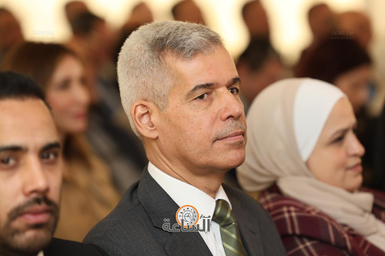 Madar Al-Saa Images 0.4735983365259532