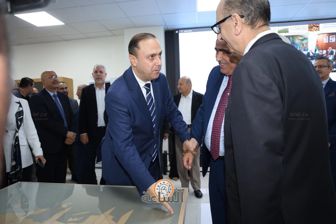 Madar Al-Saa Images 0.6296572264406196