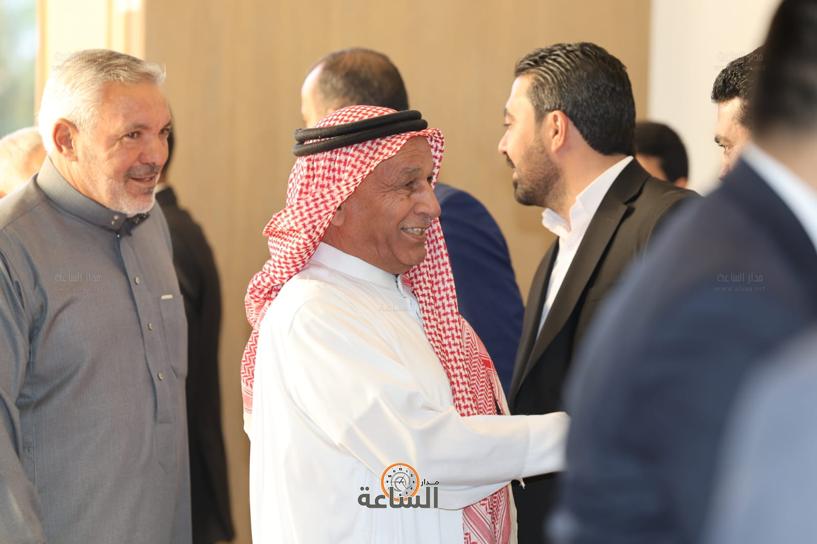 Madar Al-Saa Images 0.9740761289451366