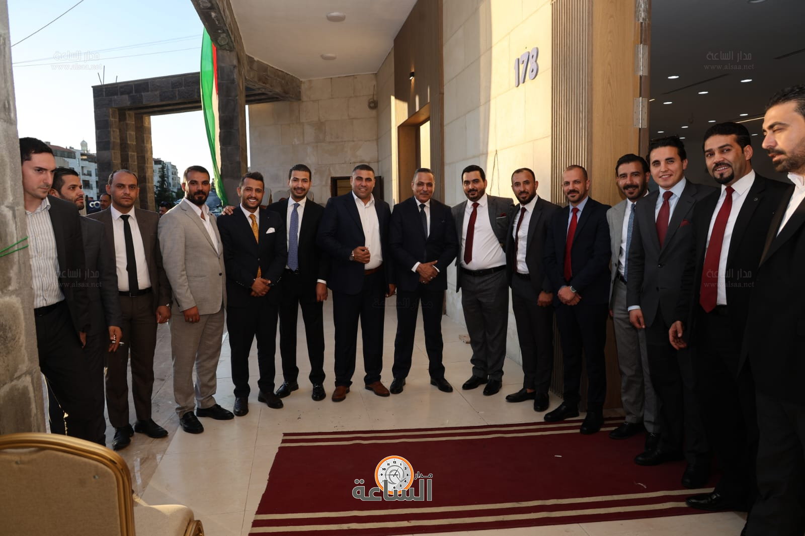 Madar Al-Saa Images 0.9285170475189722