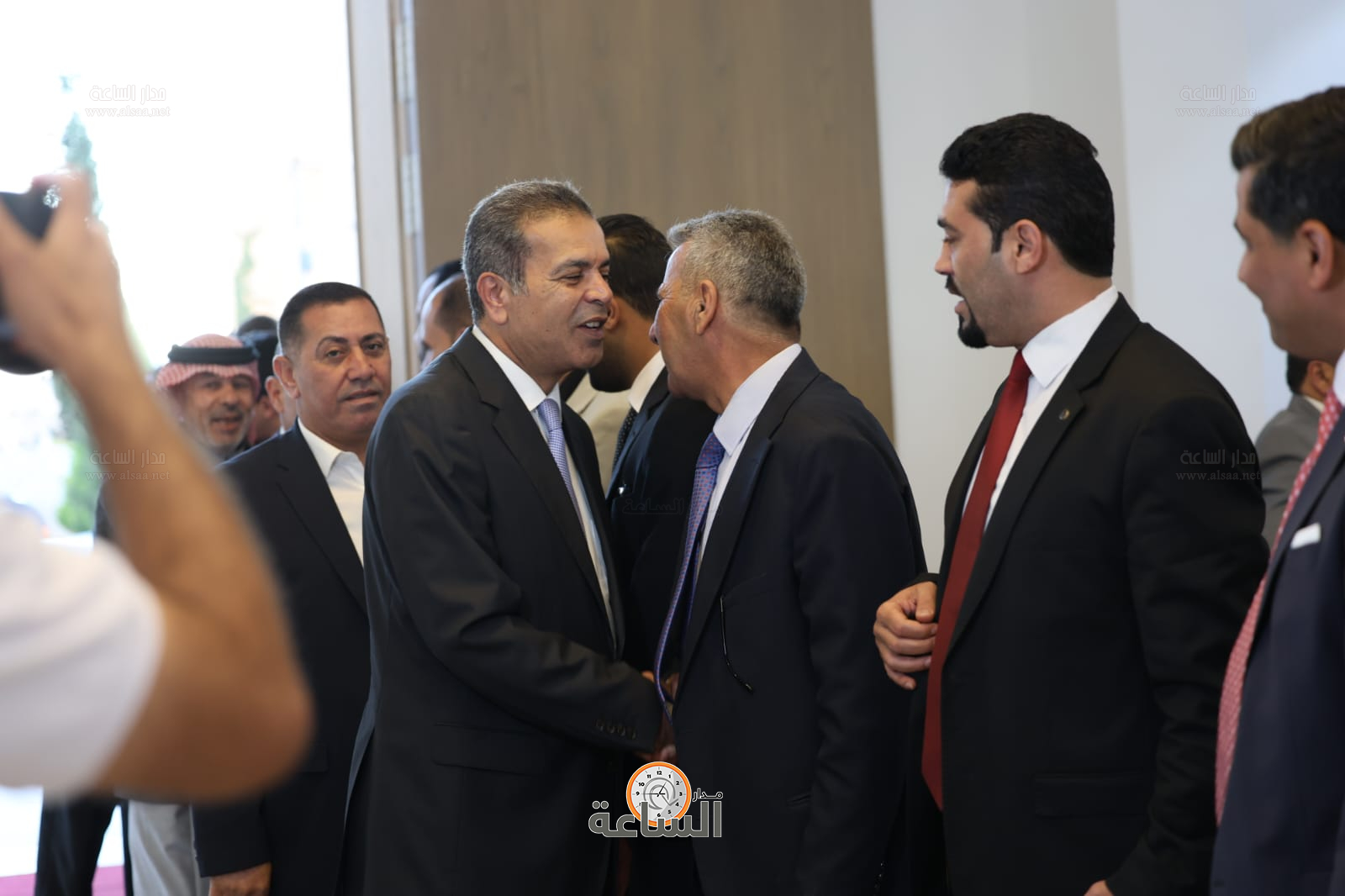 Madar Al-Saa Images 0.24222496744298994