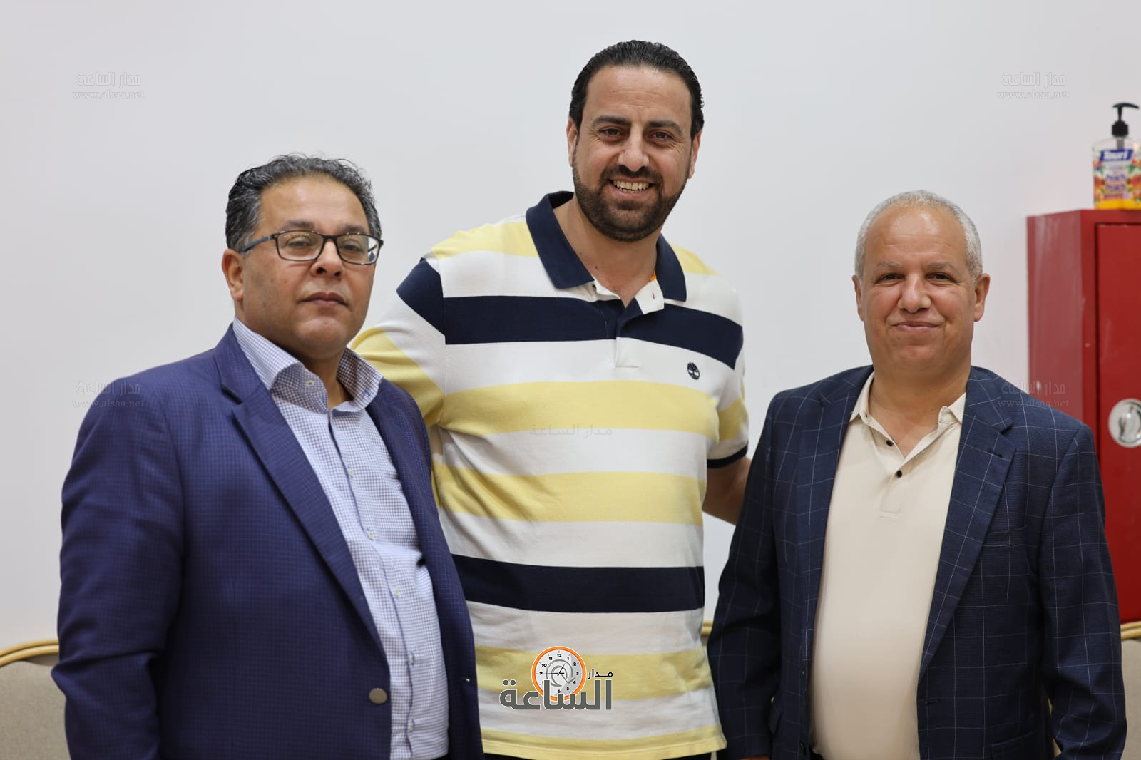 Madar Al-Saa Images 0.18662106360491393